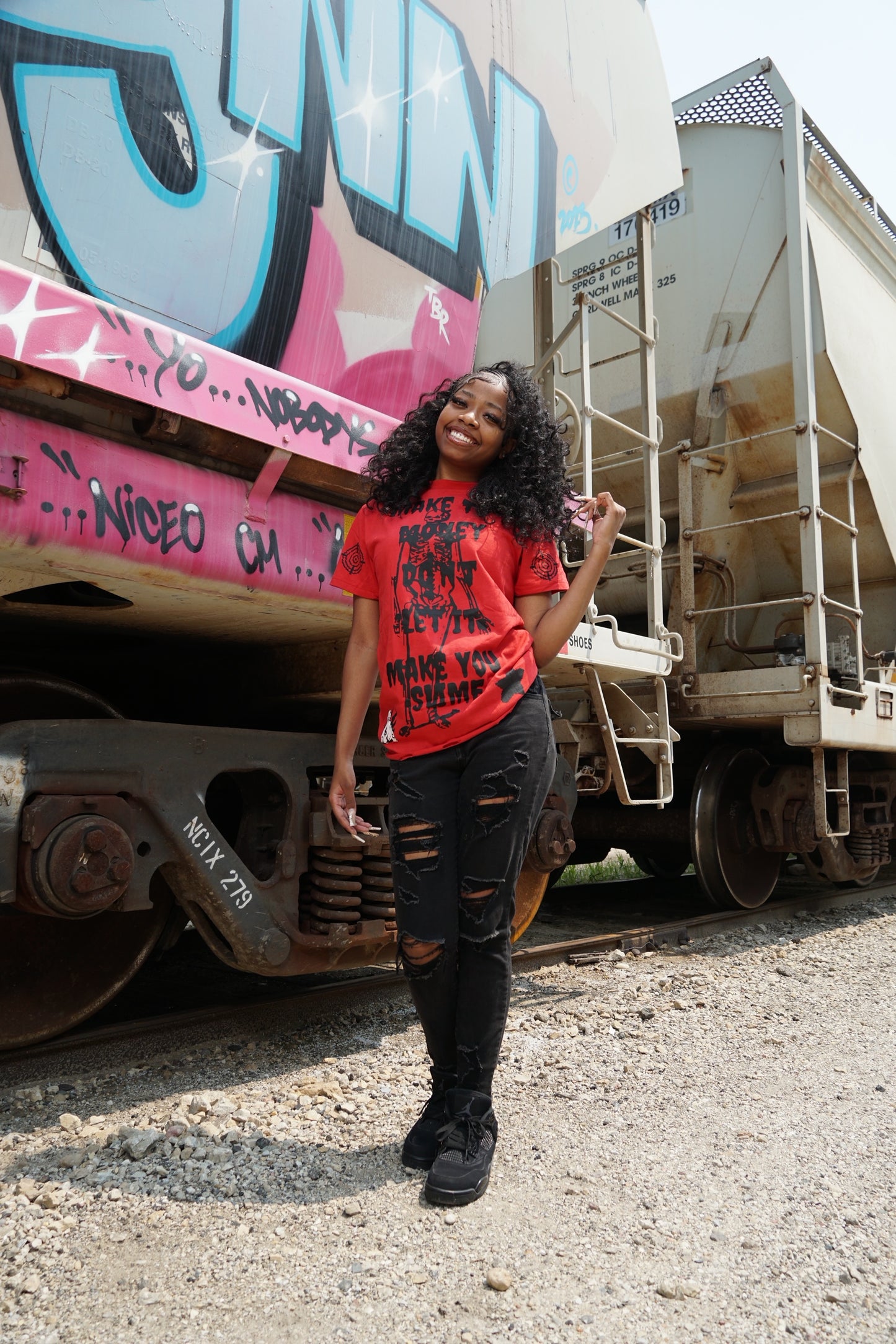 Chasemoneyonly "MTM" red and black Shirts